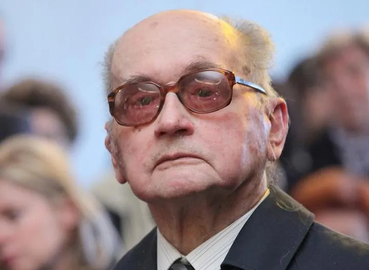 Film polityka: kto kogo naprawdę gra na scenie historii?